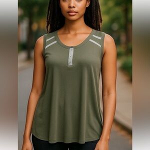 POL SLEEVELESS OLIVE GREEN SUMMER RACER BACK STRIPE TANK TOP SIZE MED💚